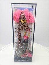 LUV Limitless Unique Vibrant Londynn Fashion Pack  Accessories Doll Clothes