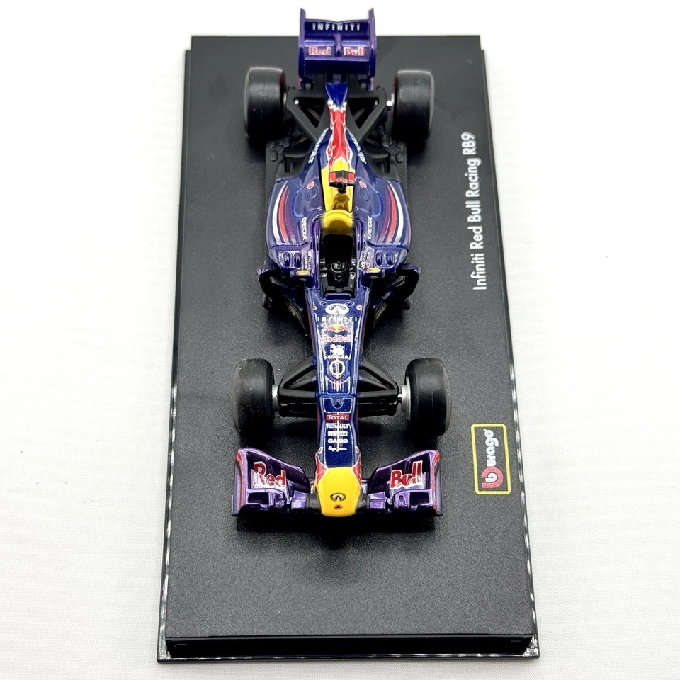 Lot of 3 Bburago Formula 1 Racing 1:43 Cars Oracle Red Bull RB19 RB9 No Boxes - Image 2 of 4