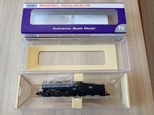 Dapol ND-094 Spur N Class Q1 BR Late Crest 33002 DCC ready  | Zustand: Used