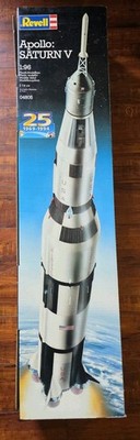 Revell 04805 - Apollo: Saturn V 1:96 - 25th Anniversary 1994  *RARE* SEALED