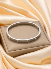 Silver Four-Leaf Clover Zirconia Bracelet Women Daily Wear Jewelry