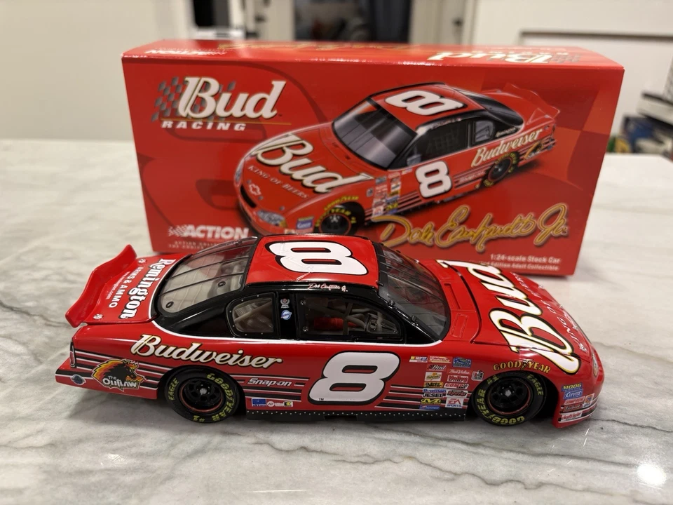 Dale Earnhardt Jr 2001 Budweiser Standard Scheme Nascar 1/24 Diecast Action #8 - Image 3 of 4