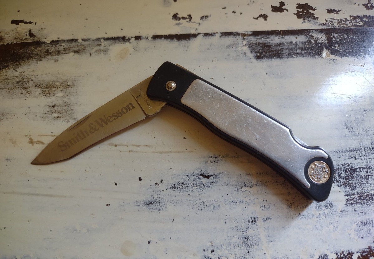 Vtg Smith & Wesson Performance ROC 440 Black Zytel Stainless