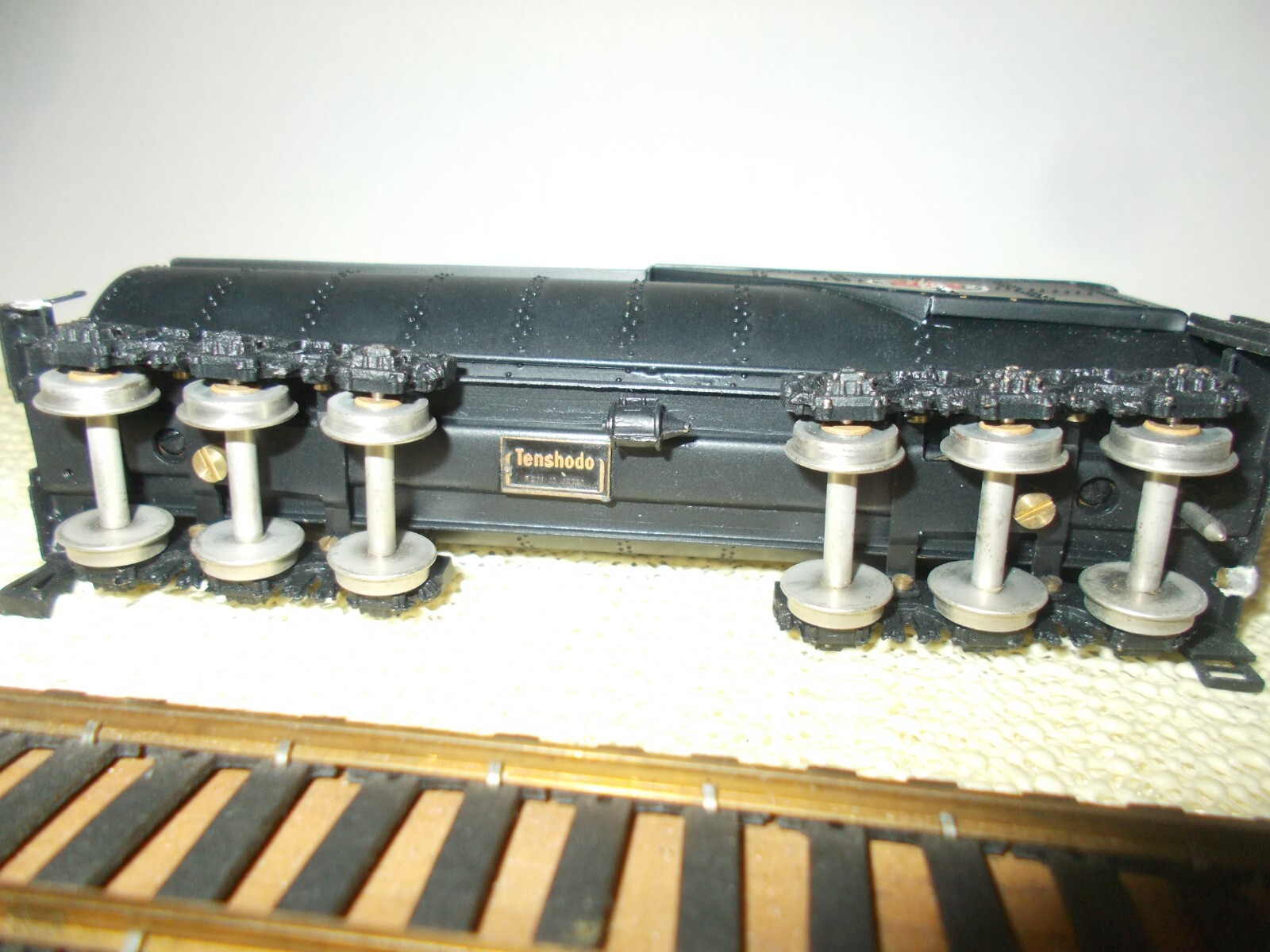 Picture 11 of 24
