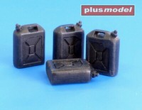 MW22 Plusmodel EL003 Israel Water Can Accessories 1/35
