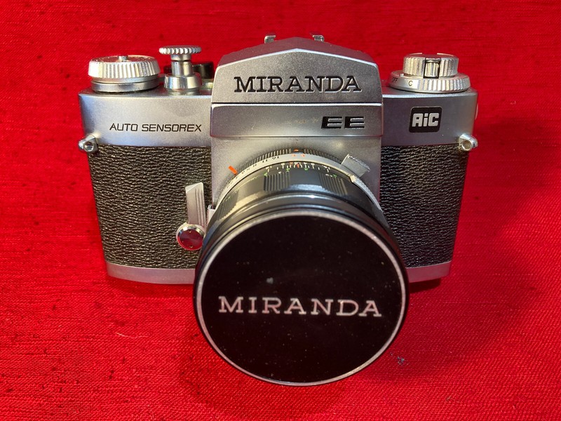 Miranda Auto Sensorex EE AiC SLR 35mm Camera Vintage great condition 1971
