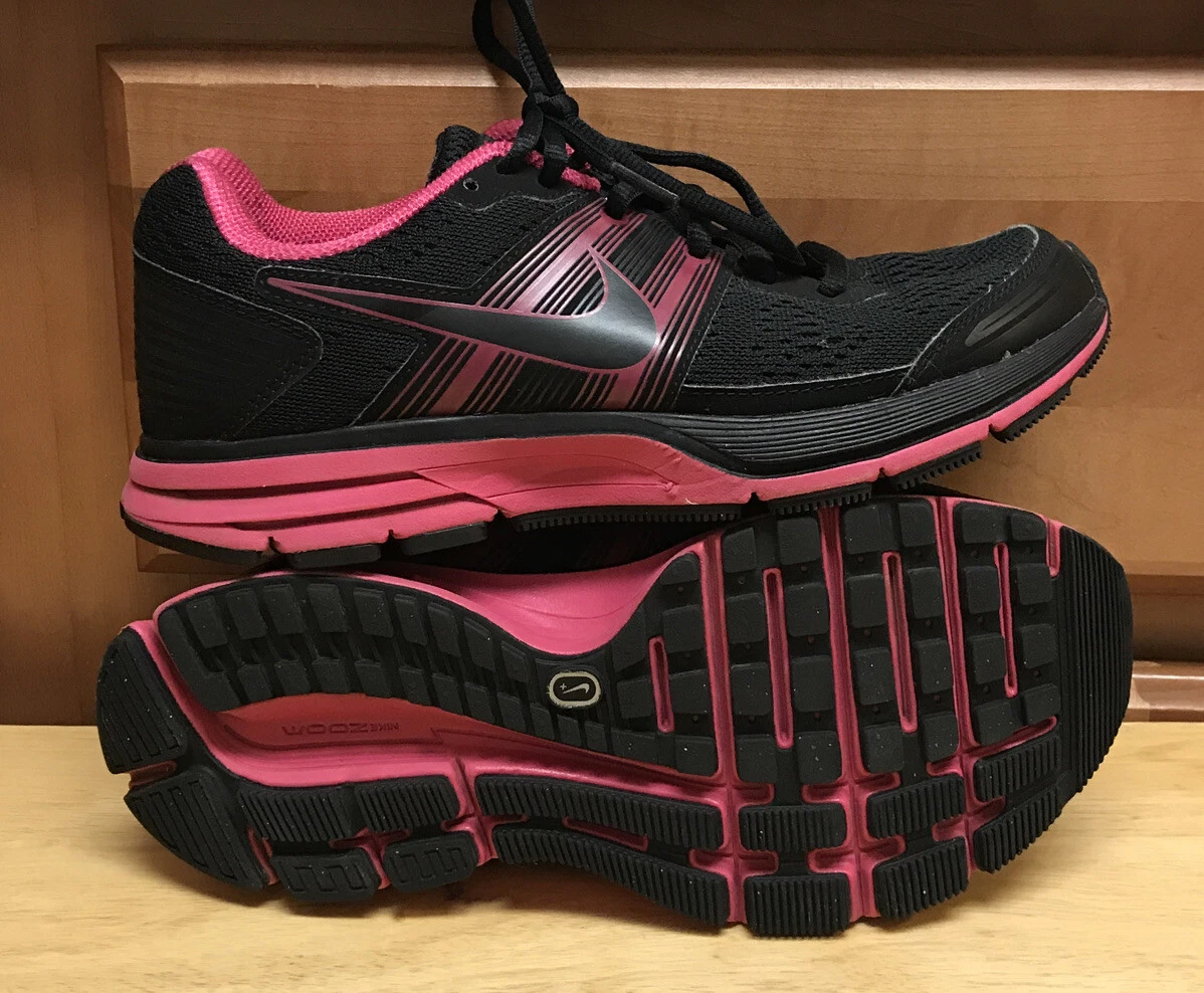 Nike negros con rosa sale