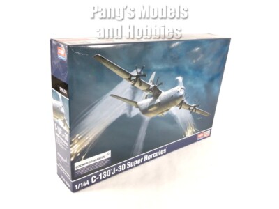C-130 C-130J-30 Super Hercules USAF 1/144 Scale Plastic Model Kit