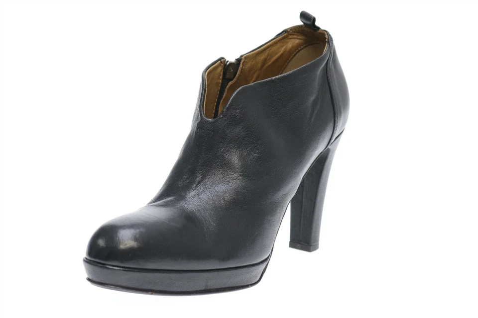 Botas de tornozelo femininas ALBERTO FERMANI couro preto salto tamanho 39 NOVAS! US$ 475 - Imagem 2 de 4