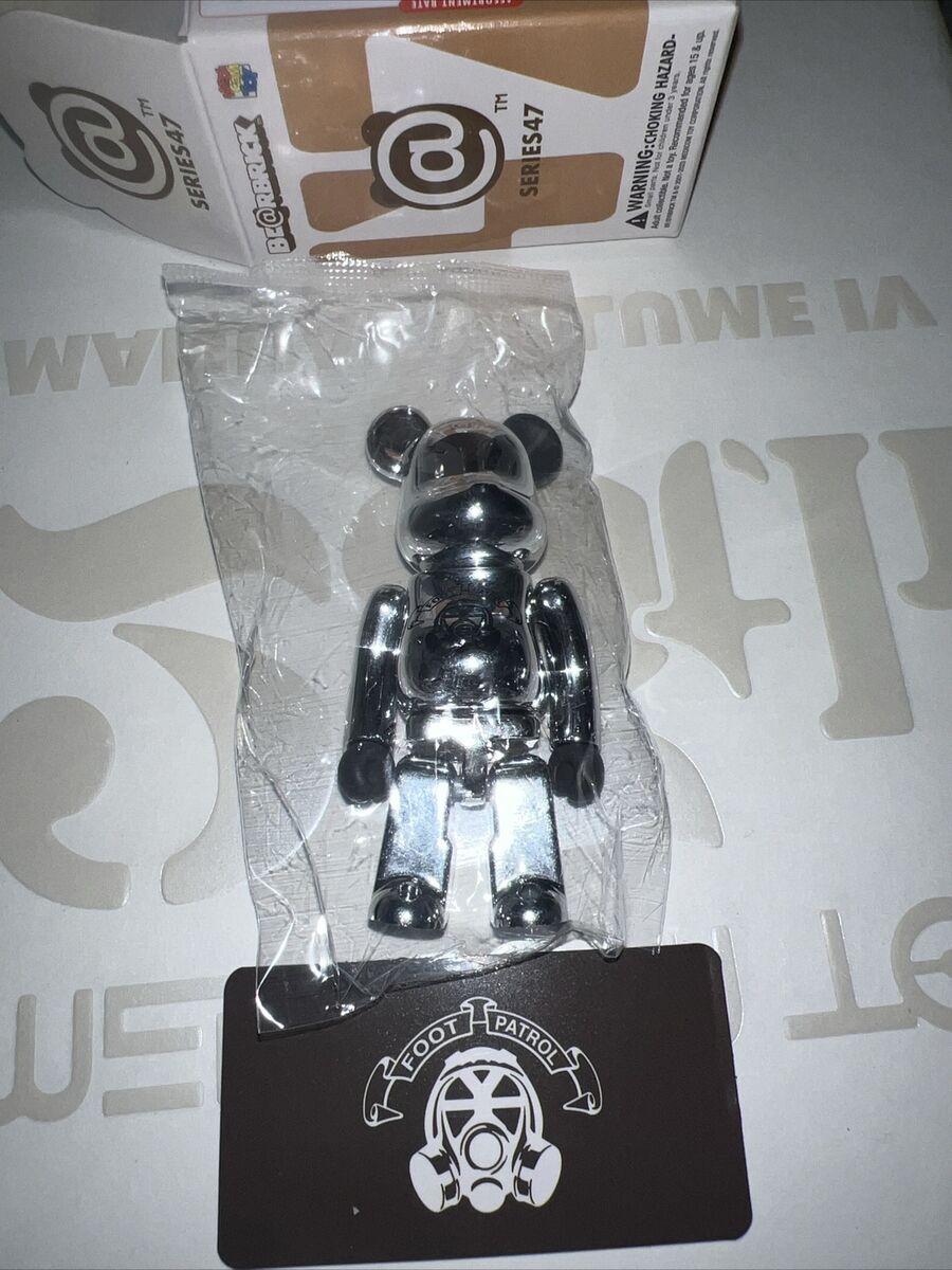 Bearbrick 🐻🧱 Series 47 ARTIST FOOT PATROL Rare Bearbrick Bearbrick 🐻🧱 Series 47 ARTIST FOOT PATROL Rare Bearbrick