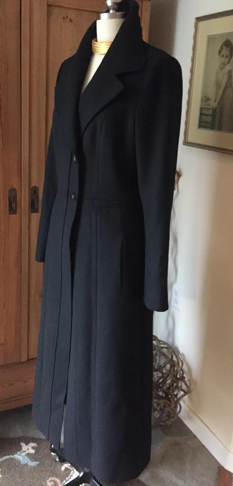 Picture 2 of 12