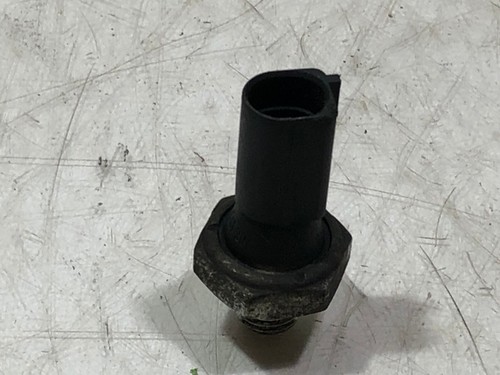 SMART FORTWO 2011 451 0.8 CDI OIL PRESSURE SENSOR A0051537828 /2007-14 - Picture 3 of 6