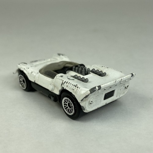 Hot Wheels Chaparral 2C Jim Hall Can Am Road Racing White Car #66 1997 - Imagen 6 de 10