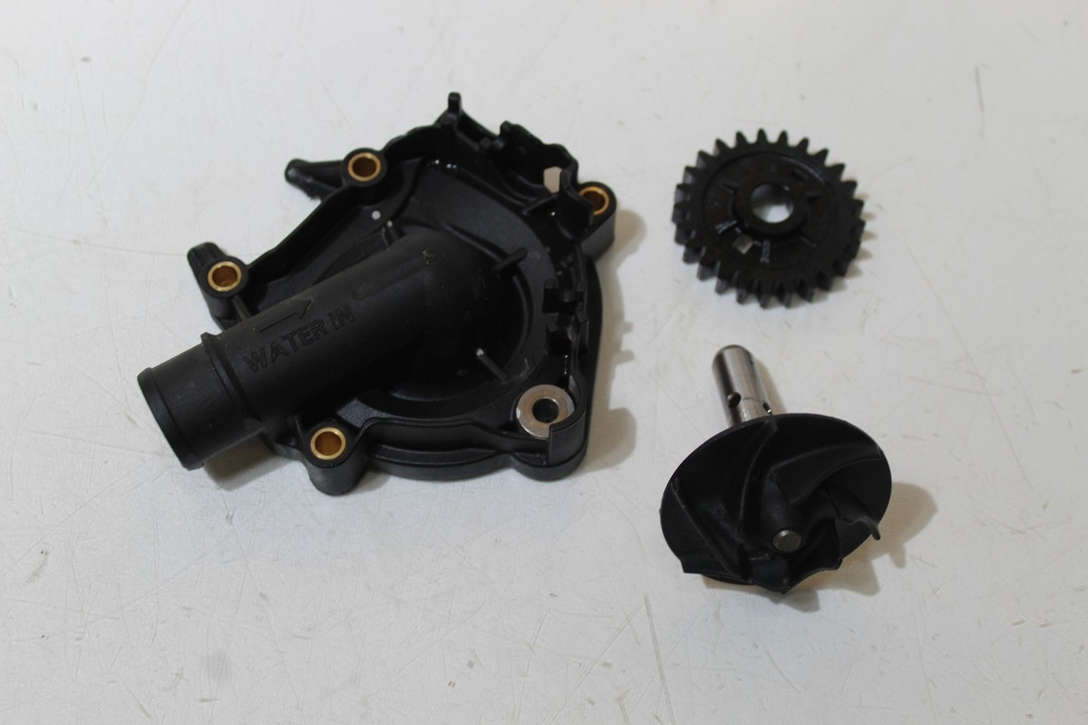 2024 Sea-doo Spark Trixx Engine Motor Water Pump Cover Cap 922293