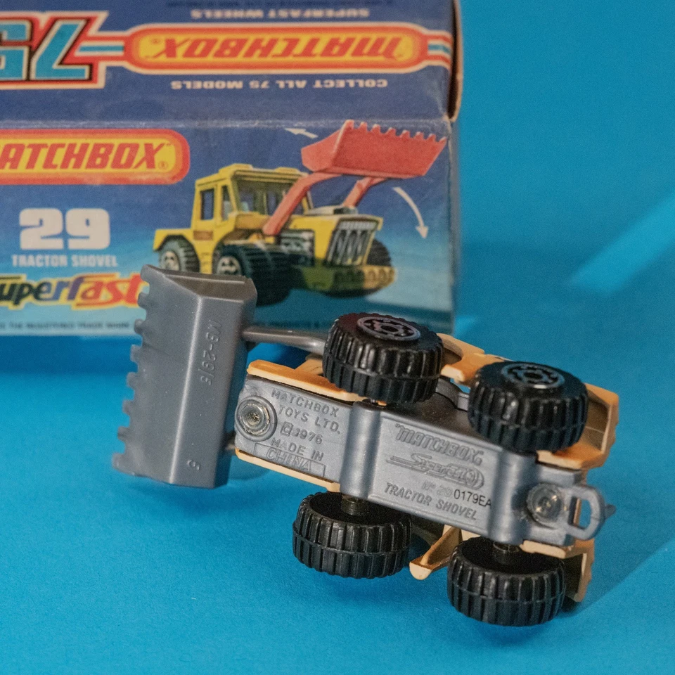 Matchbox Superfast / MB 29 C51 Site Dumper / 1976 MIB / Rare Color Scheme - Image 4 of 4