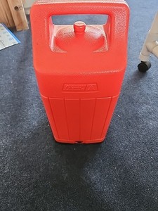 COLEMAN RED PLASTIC LANTERN CASE ONLY FOR 220 LANTERNS 1991