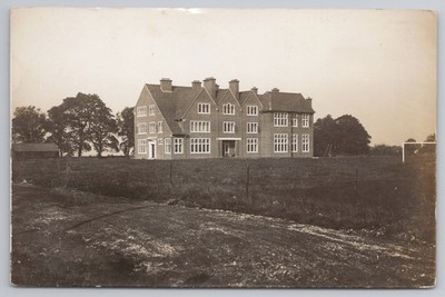 RPPC großes unbekanntes Kunsthandwerk / Landhaus im jakobinischen Stil um 1910