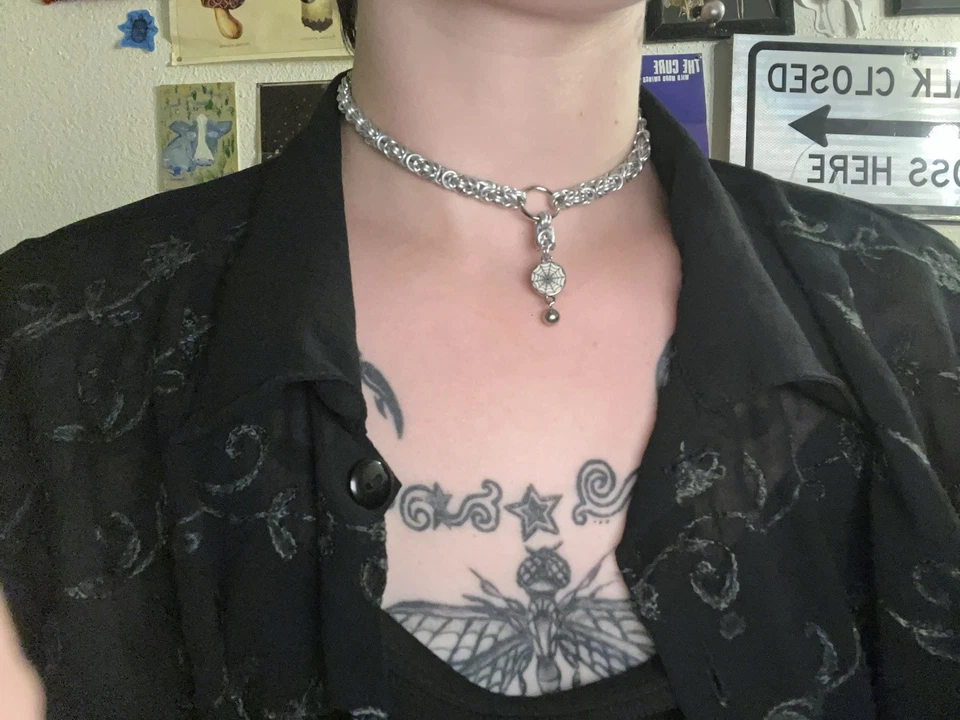 "Collar de malla bizantina hecho a mano con colgante de tela de araña 16""" Foto 2 de 4