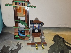 Huge LEGO Jurassic World Set Lot Open with Minifigs and All Parts