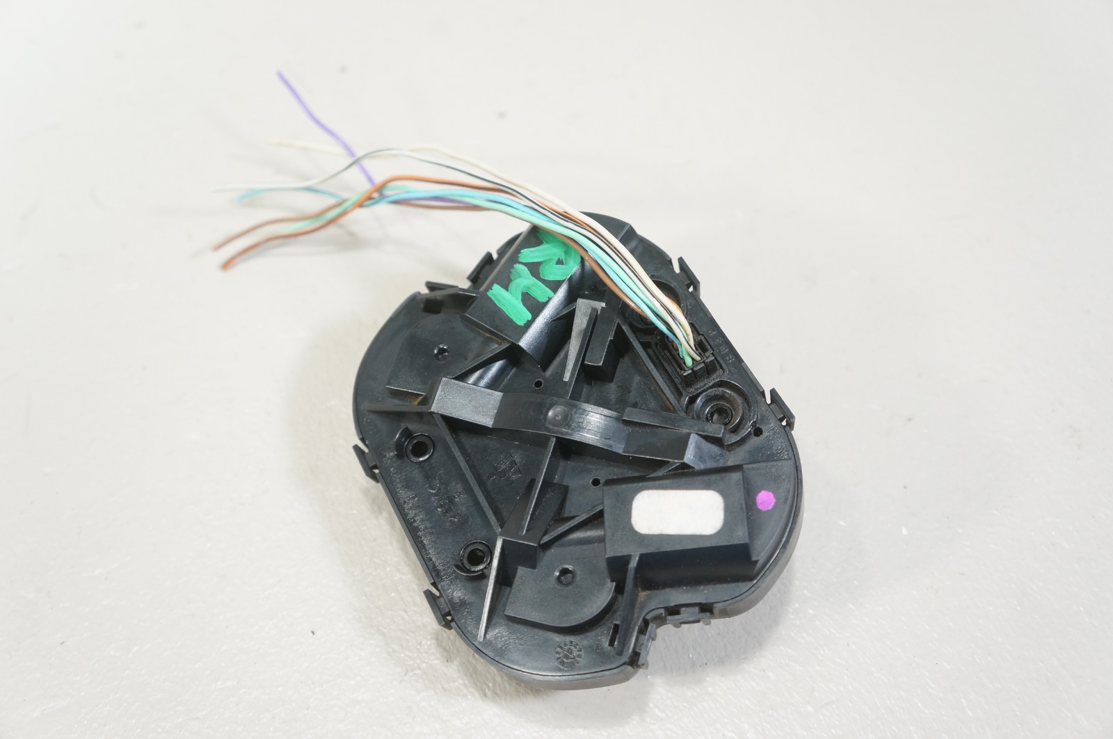 2007-2014 chevrolet tahoe right passenger mirror glass motor actuator oem