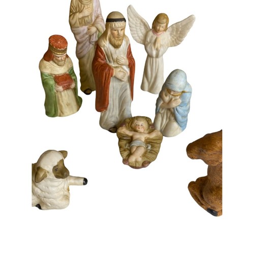 Vintage 10 Piece Ceramic Nativity Set Wise Men Sheep Jesus - Picture 3 of 11