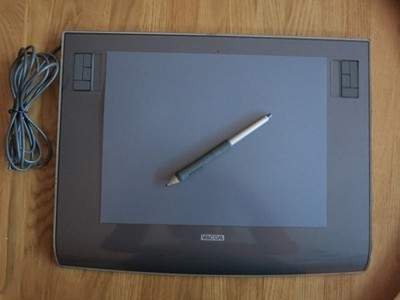 Wacom PTZ-930 Intuos 3  USB Graphics Tablet   9''x 12'' mit Stift