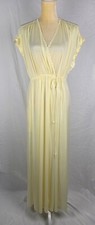 Vintage 70s 80s MW Collection Lace Trim Nylon Wrap Night Gown sz M Yellow Yolk