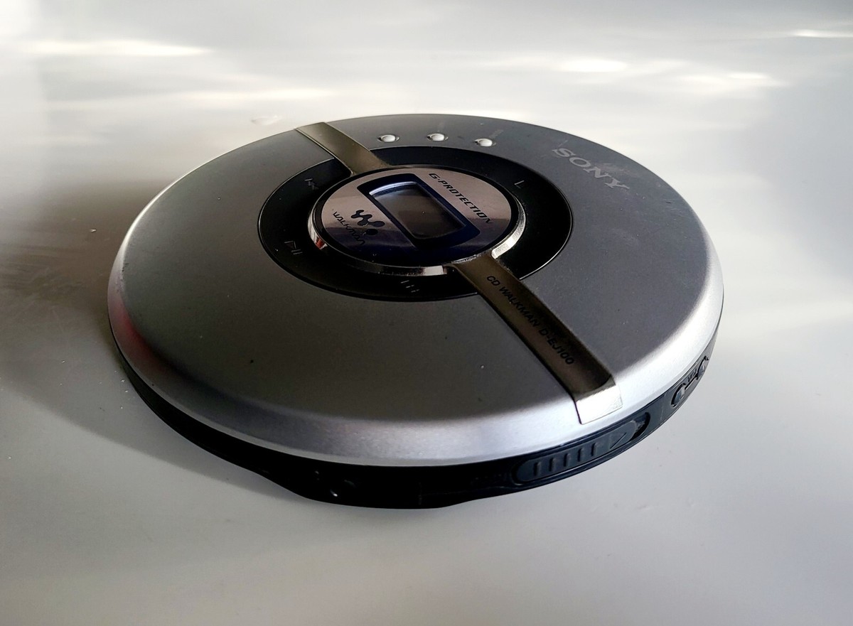 Sony CD Walkman D-EJ100 Portable CD Player working with free CD