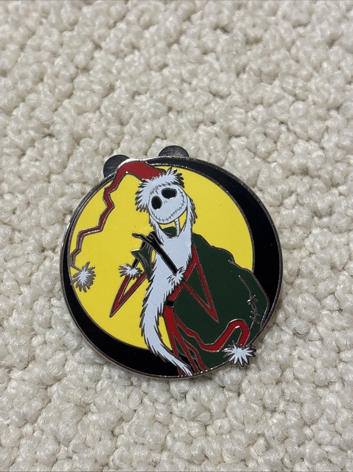 2020 Parks Reveal Conceal Disguises Jack Santa NBC Disney Pin LR
