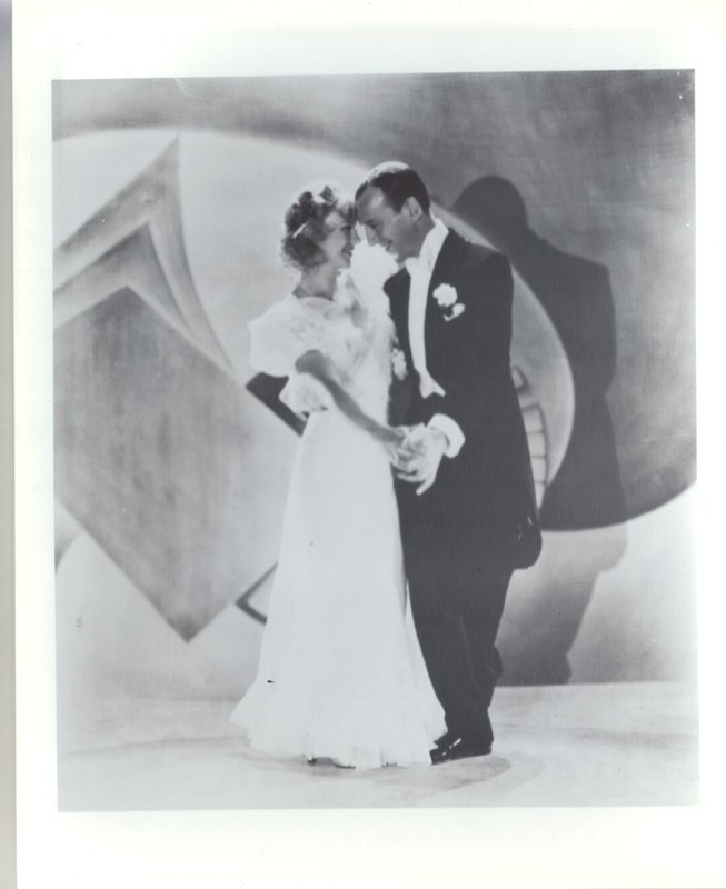Fred Astaire / Ginger Rogers 8x10 black & white photo