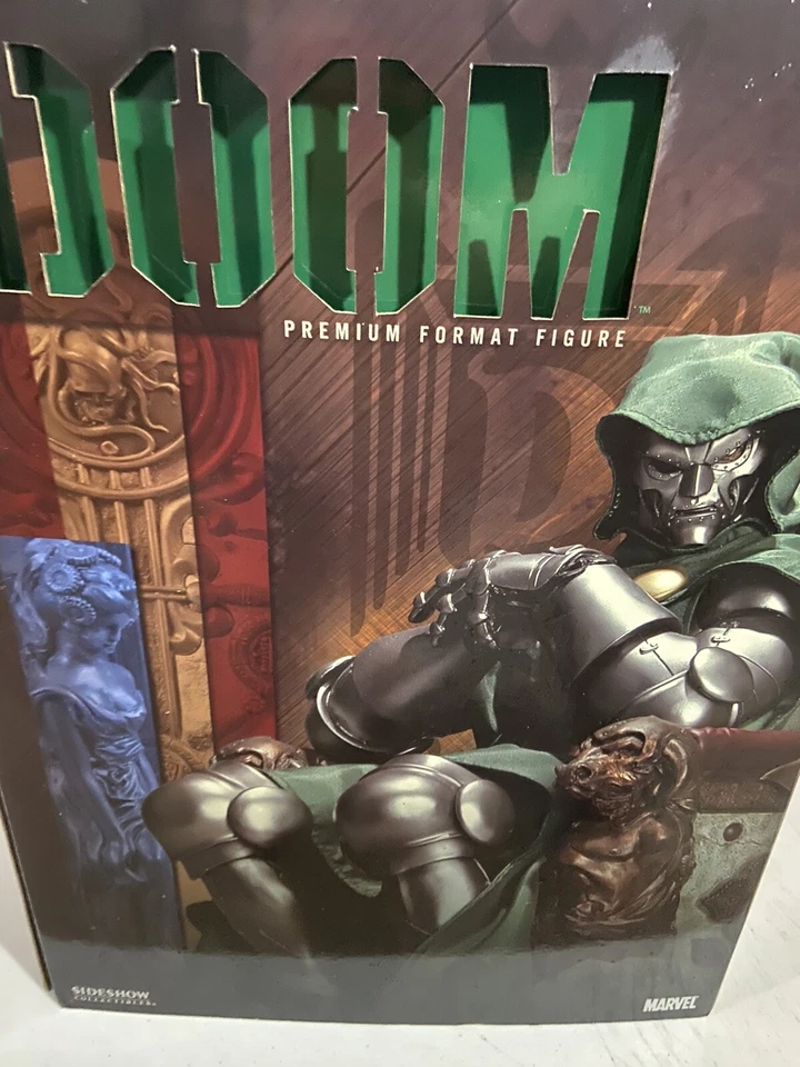 Sideshow Collectibles Doctor Doom on Throne Premium Format Regular - Image 3 of 4
