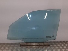 Mercedes- Benz E-Klas? (W210) 2002 Front Türglas (Four-Door) VEI5261 Mercedes- Benz E-Klas? (W210) 2002 Front Türglas (Four-Door) VEI5261