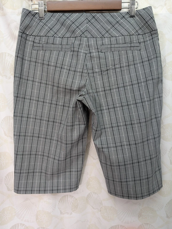 Maurices Women's 7/8 Bermuda Shorts Black-White Plaid Faux Pockets - Image 2 of 4