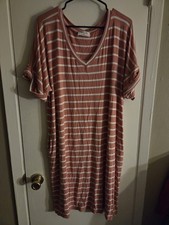 Zenana Womens Peachy Pink And White Knee Length Dress  Size 1x