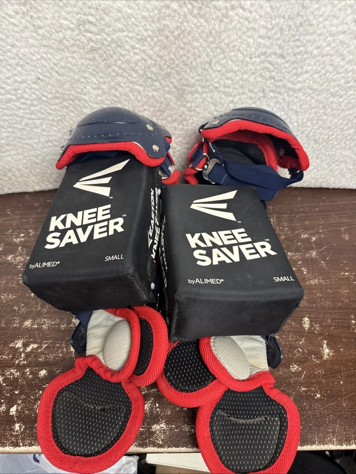 Louisville Slugger Youth PG Series 5 Catcher's Leg Guards Gear Navy Red Good - Image 4 of 4