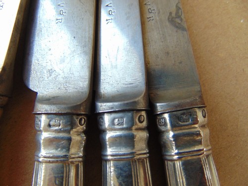 8 VIKTORIANISCHE TISCHMESSER STERLINGSILBER MIT GRIFF KÖNIG 1840 - Bild 6 von 15