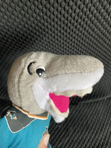 SJ Sharkie San Jose Sharks 1998 mascot stuffed plush bean bag 9" tall CLEAN - Picture 9 of 15