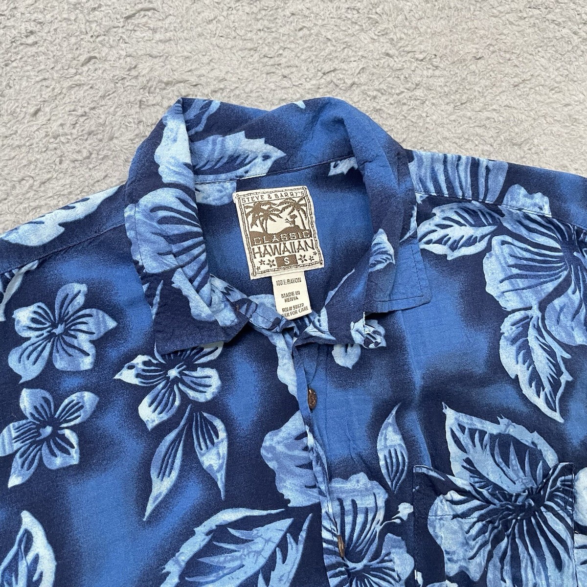 Steve & Barry's Loop Collar Hawaiin Blue Floral Button Up
