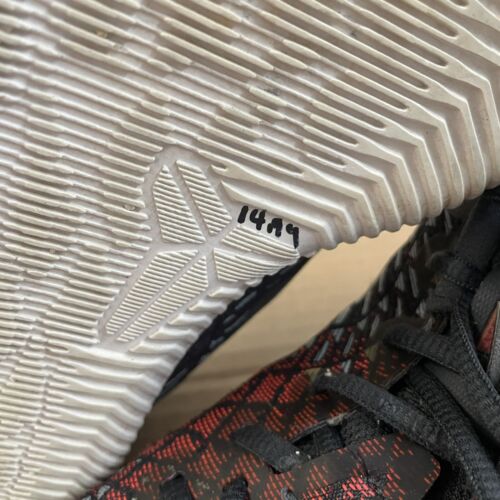 Nike Kobe Mamba Instinct Adult 10.5 Rosso Antracite Sneakers Basse Uomo 852473-006 - Foto 3 di 18
