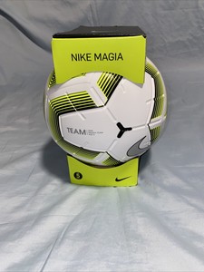 nike magia ii match football