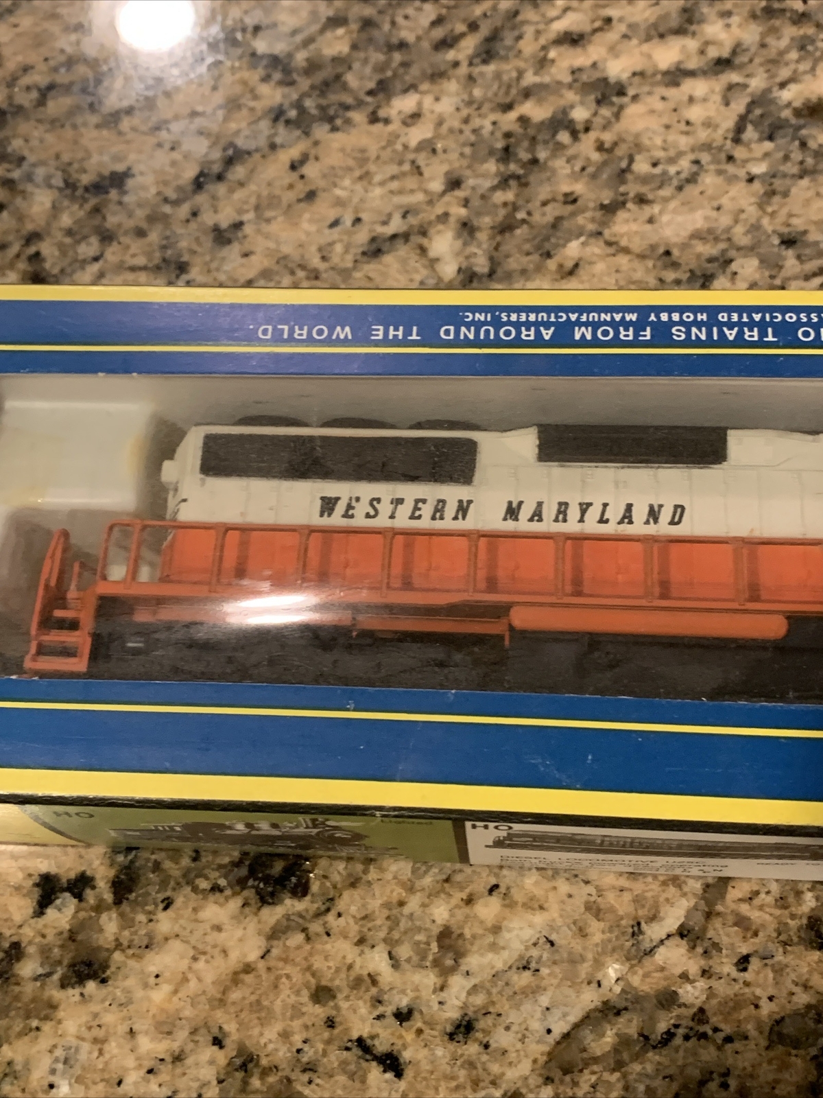 HO Scale AHM, Diesel Western Maryland, 503005. EMD SD40