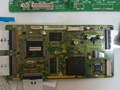 Philips 42" ABus L R + Main Board + Main Logic Control Board + Backlight Inverte - Picture 6 of 10