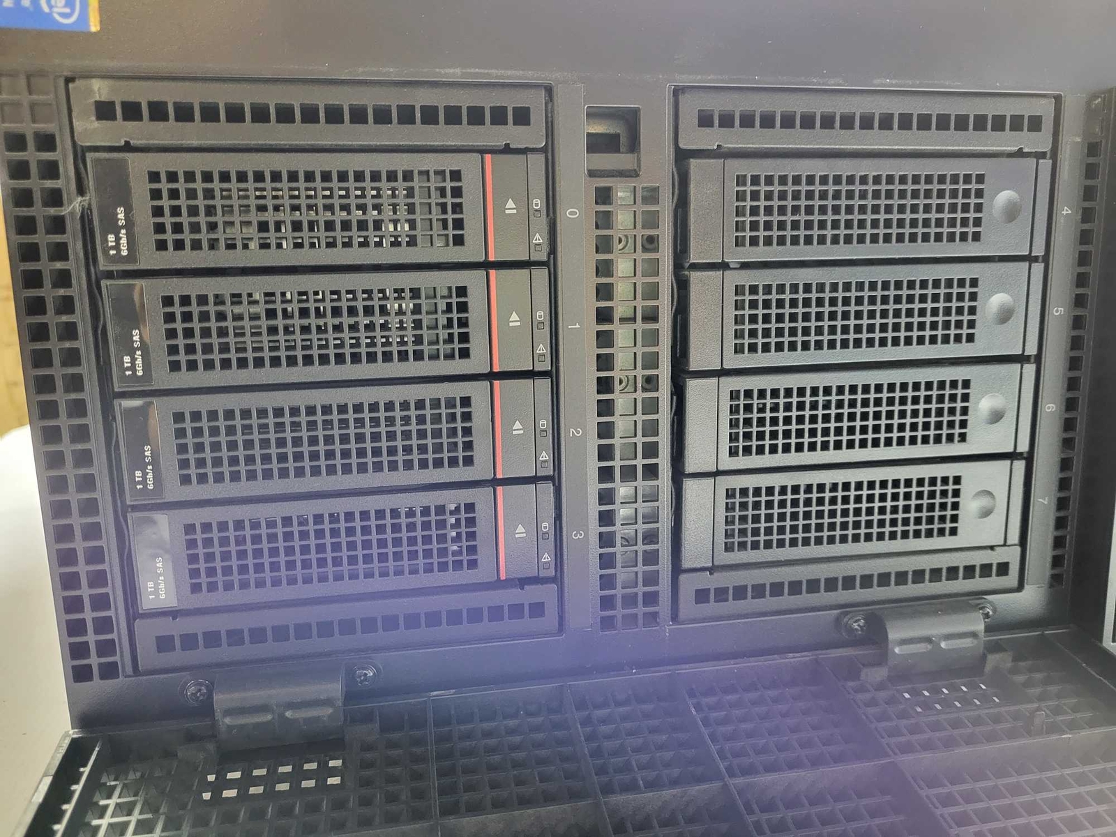 Lenovo TS440 Workstation E31245 v3 3.40GHz 32GB RAM 92408i RAID 3.5