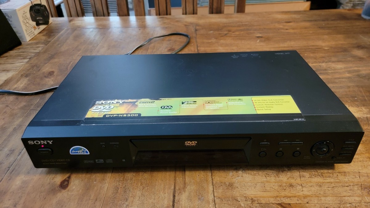 Sony DVP-NS300 DVDプレーヤー Sony DVP-NS300 DVD & CD Player Great Condition Very Clean