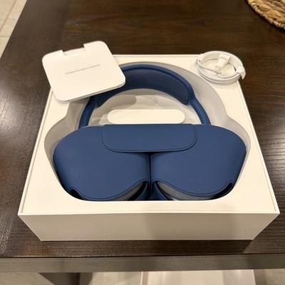 Apple AirPods Max 1st Gen Sky Blue A2096 Bluetooth Over-Ear