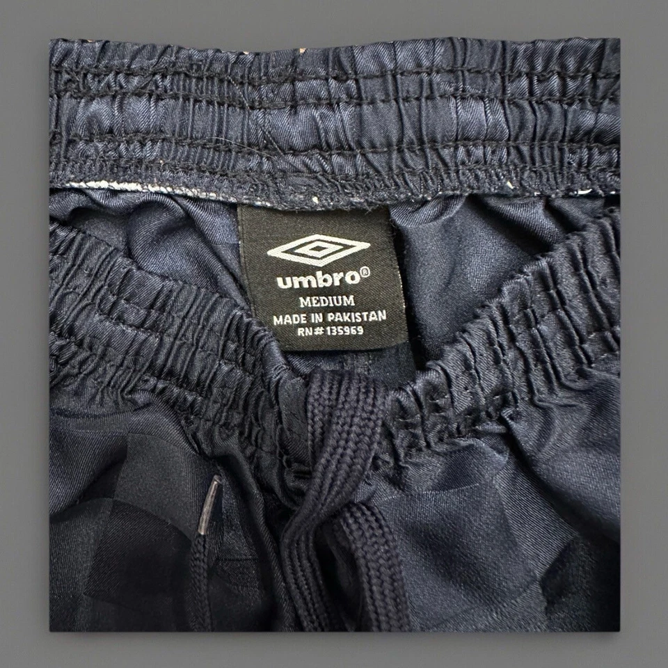 VINTAGE Umbro Dark Navy Blue Soccer Shorts Youth Size Medium Checkered - Image 3 of 3
