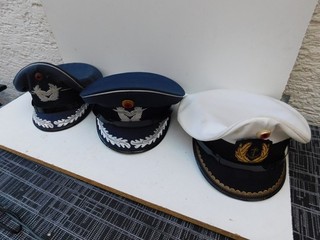 Konvolut Schirmmützen der Bundeswehr