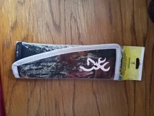 Browning seat belt cover Camo and pink