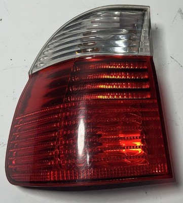 Heckleuchte aussen komplett L BMW 525i touring E39 Bj 2002