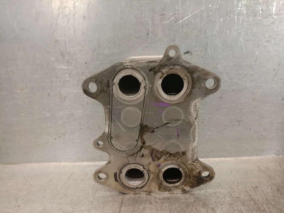 03L117021C RADIATORE OLIO MOTORE / 03L117021C / 5239994 PER AUDI Q3 8UB, 8UG 2 - Immagine 3 di 4